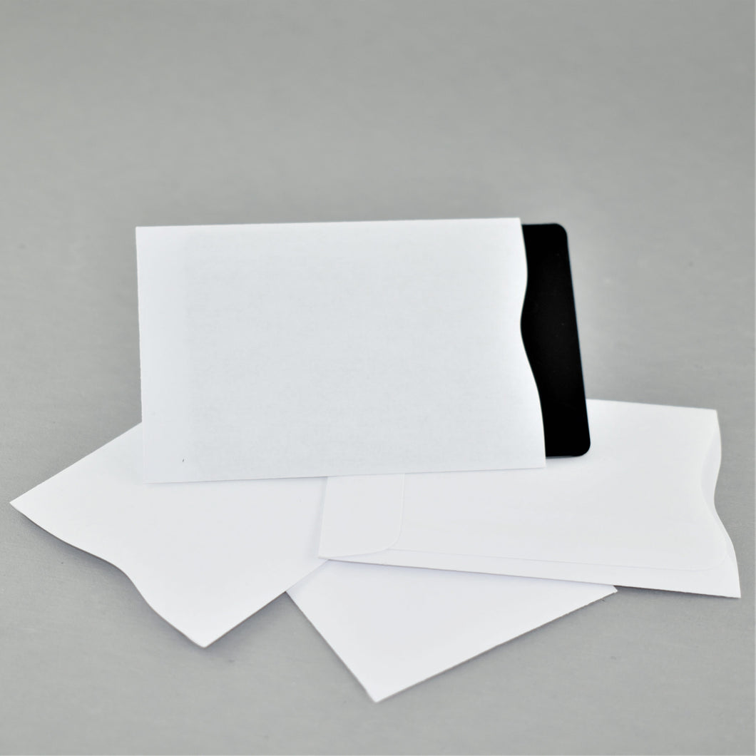GENERIC GIFT CARD SLEEVE WHITE GENERIC GIFT CARD SLEEVE WHITE